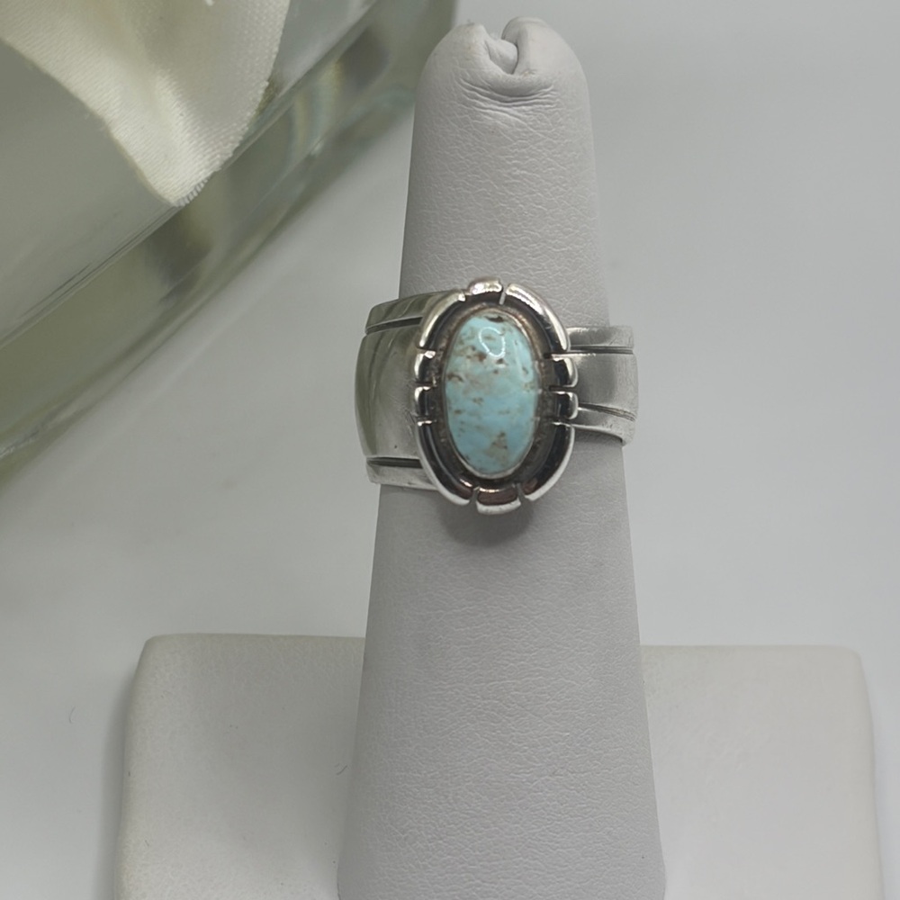 Rare Vintage Native American Sterling Silver Turquoise Ring